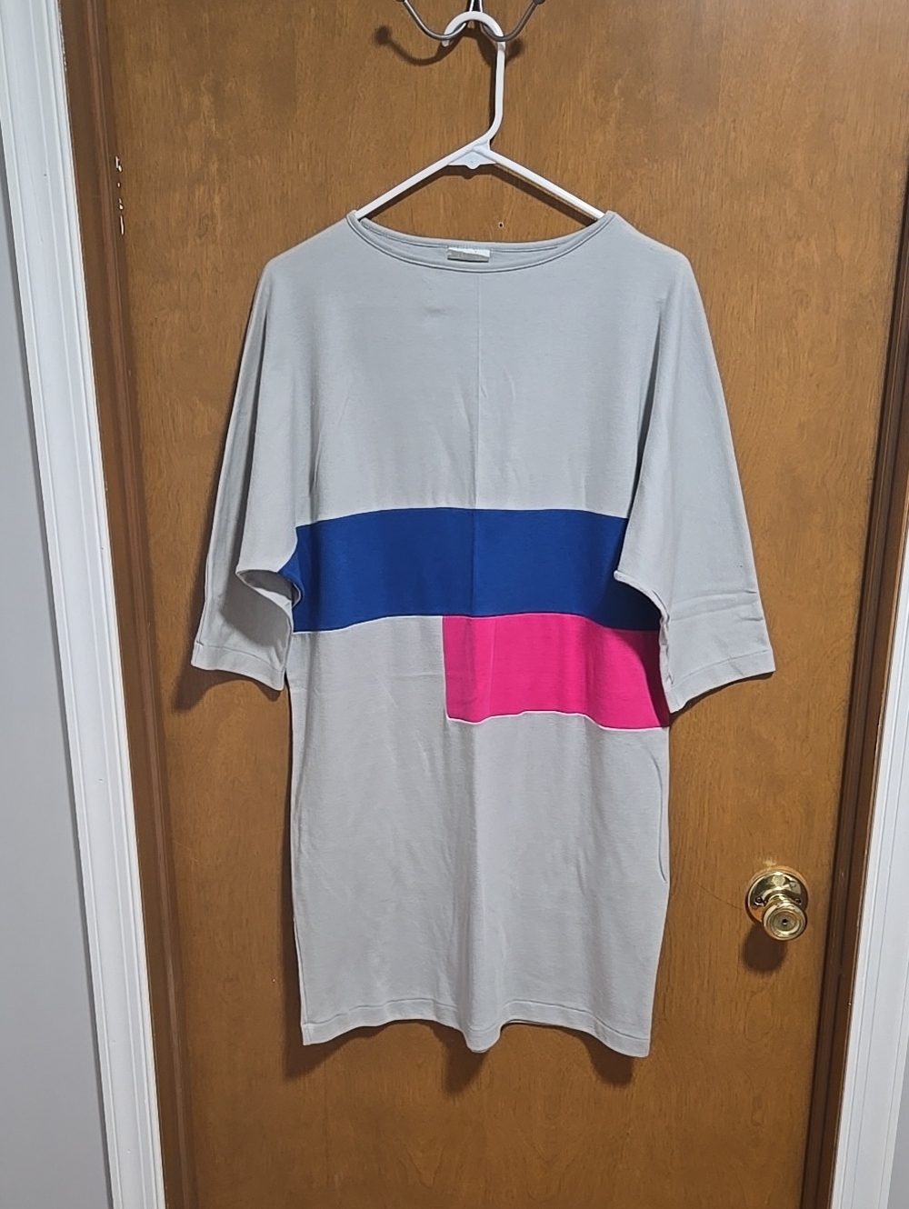 Vingtage 80s-90s Blue and Pink Colorblock oversized t shirt dress. Made In USA